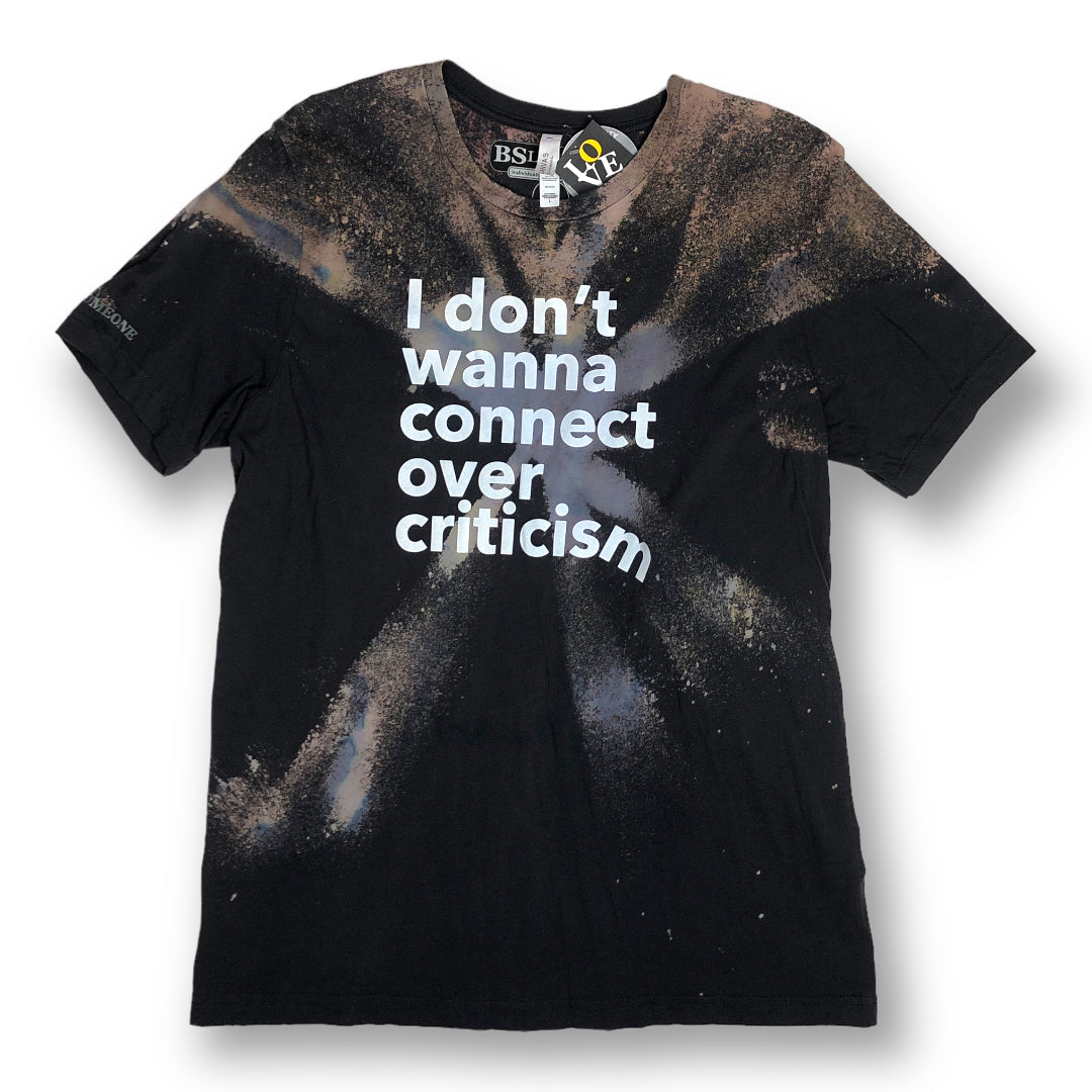 I don't wanna connect over criticism - Box | Dark Gray Large (T Shirt)